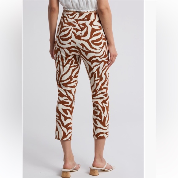 SPANX On The Go Print Ankle Slim Straight Leg Pants Small & Medium available NWT - Picture 2 of 3